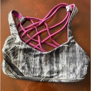 Lululemon bra